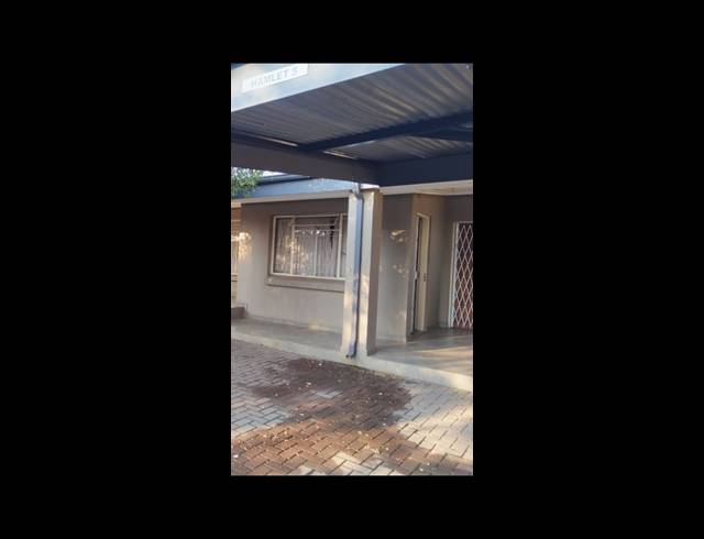 1 BEDROOM APARTMENT TO LET IN WITBANK EXT 8
